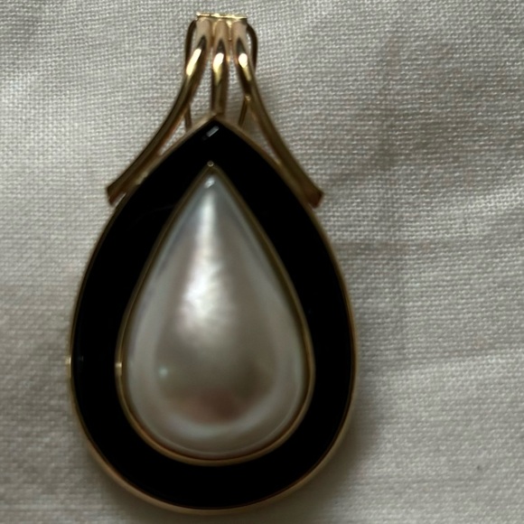 14kt Gold Pearl enhancement Pendant!! - Picture 3 of 6